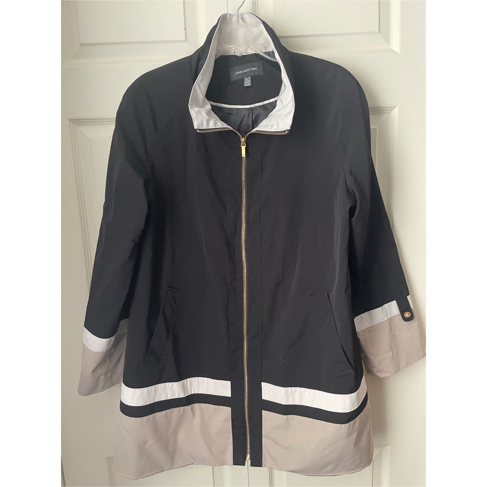 Jones New York zippered lightweight swing coat/jacket